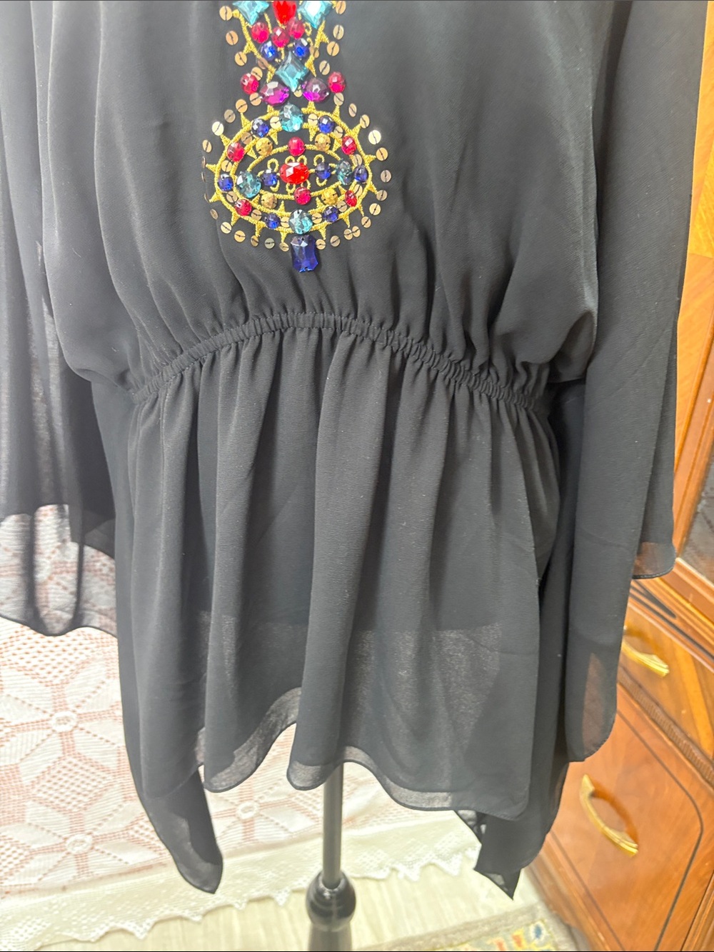 DG2 by Diane Gilman Black Jeweled Chiffon Tunic Top sz m-xl - Picture 4 of 12